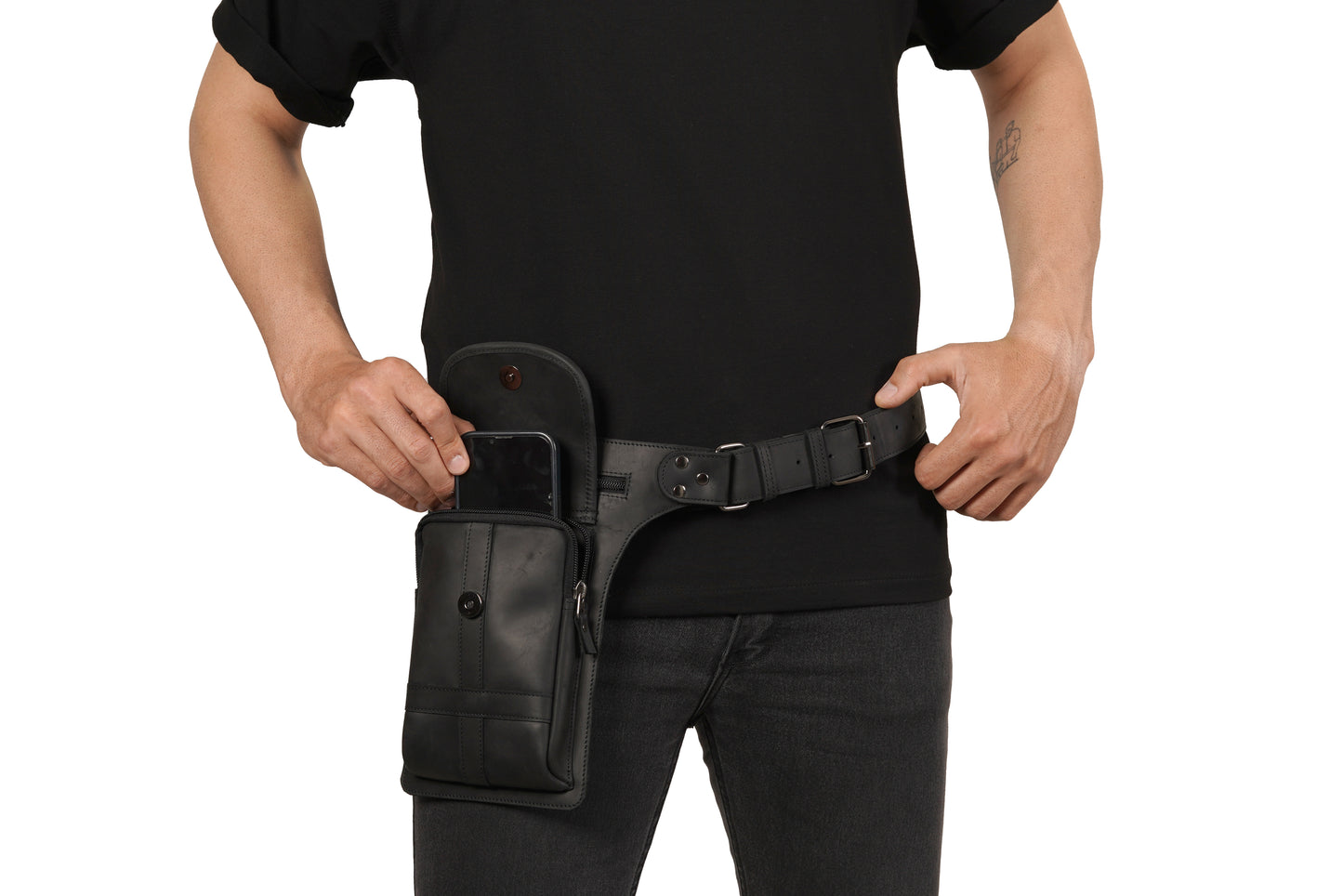 Black Leather Belt Bag – Hip Pouch Utility Belt for Men Festival, Motorcycle, Cosplay & Travel Waist Pack