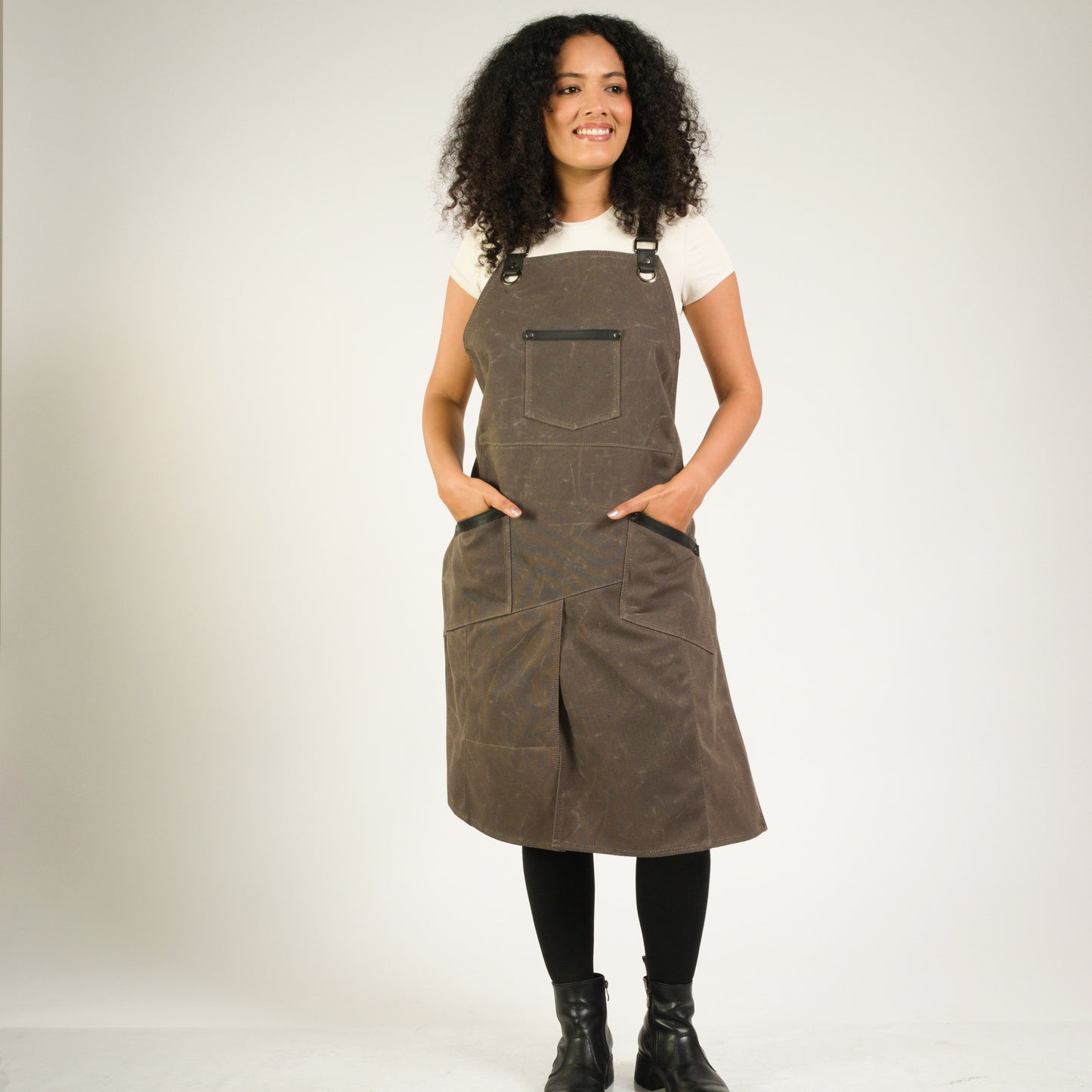 Womens Canvas Apron for Studio Workshop or Home - Brown