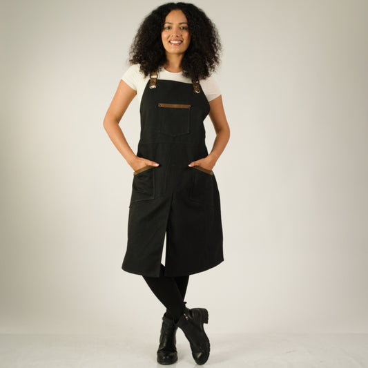 Womens Canvas Apron for Studio Workshop or Home - Black