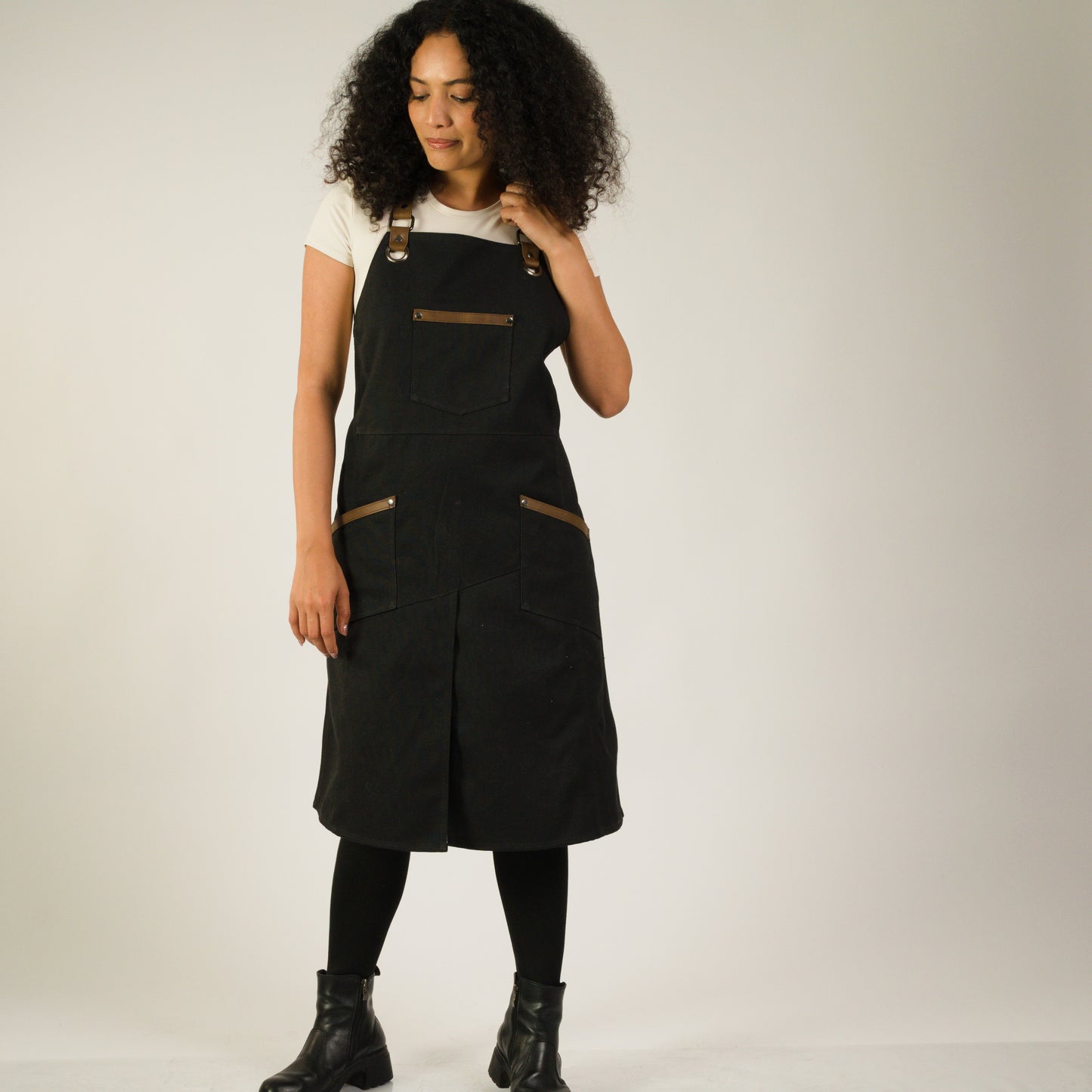 Womens Canvas Apron for Studio Workshop or Home - Black