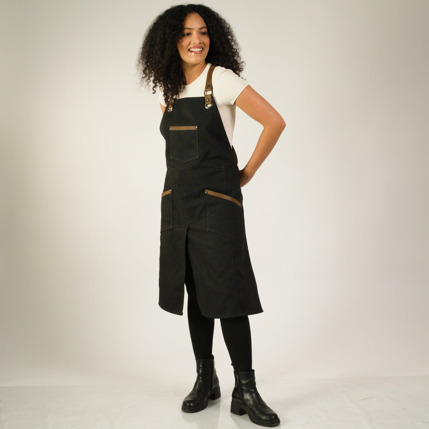 Womens Canvas Apron for Studio Workshop or Home - Black