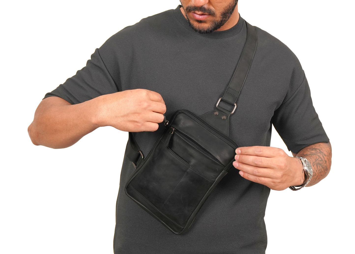 Umhängetasche für Herren Brusttasche Schwarz Leder