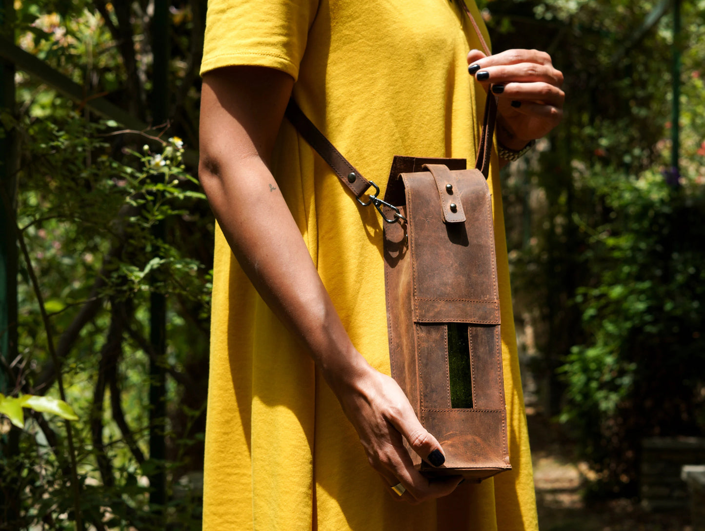 Wine Tote Bag Wine Bottle Carrier in Brown Leather