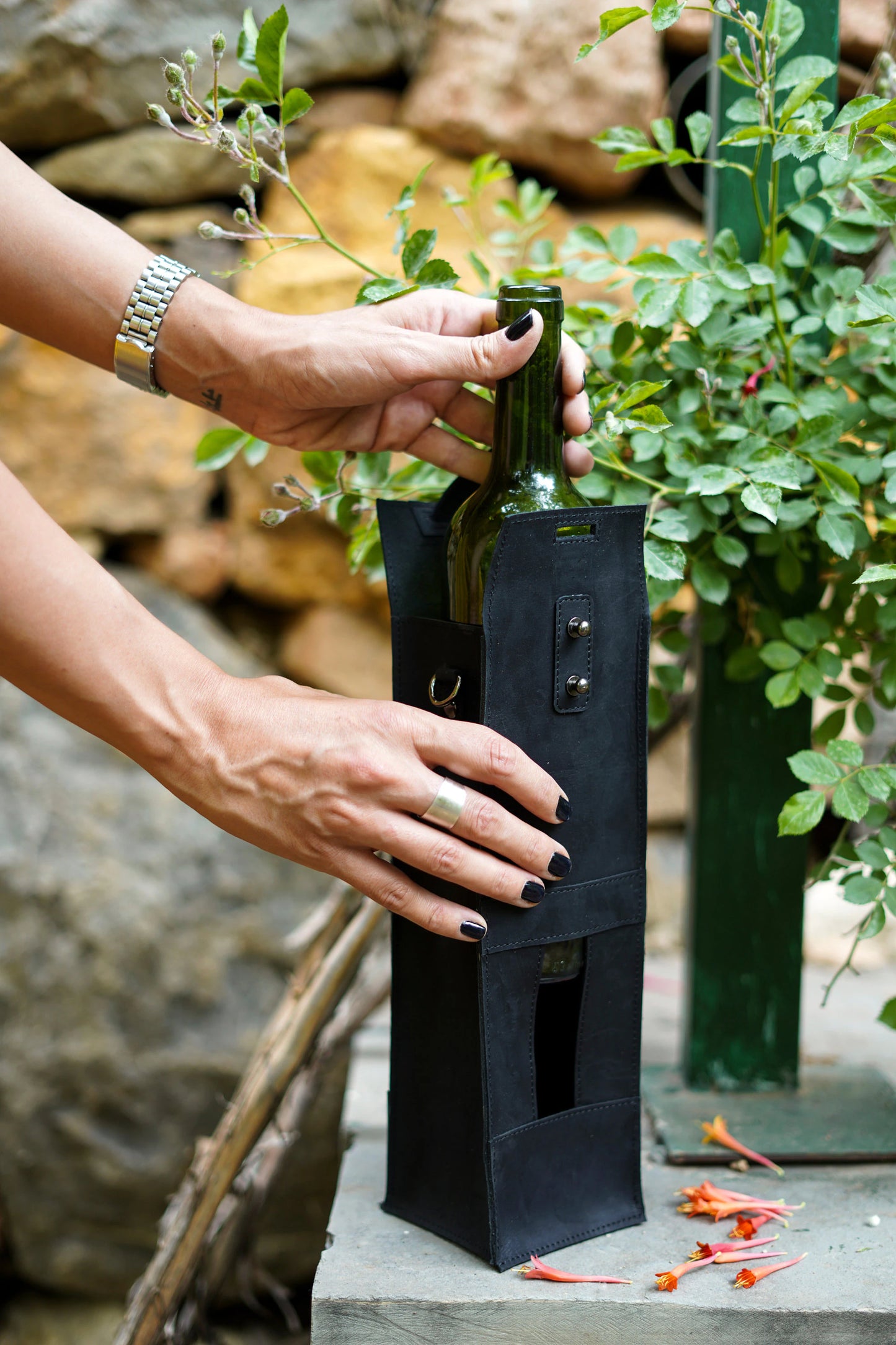 Wine Tote Bag Wine Bottle Carrier in Black Leather